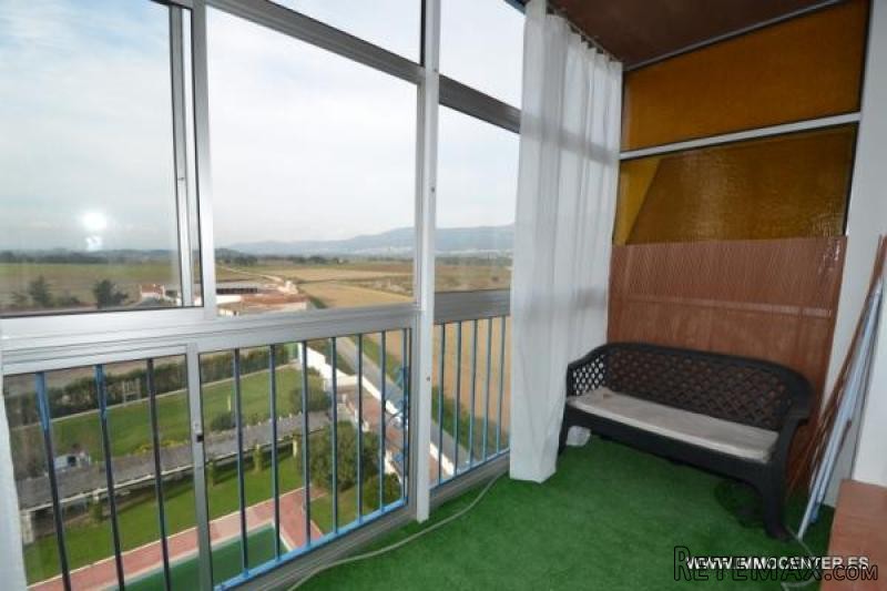 ROSES: Nice renovated Studio with..