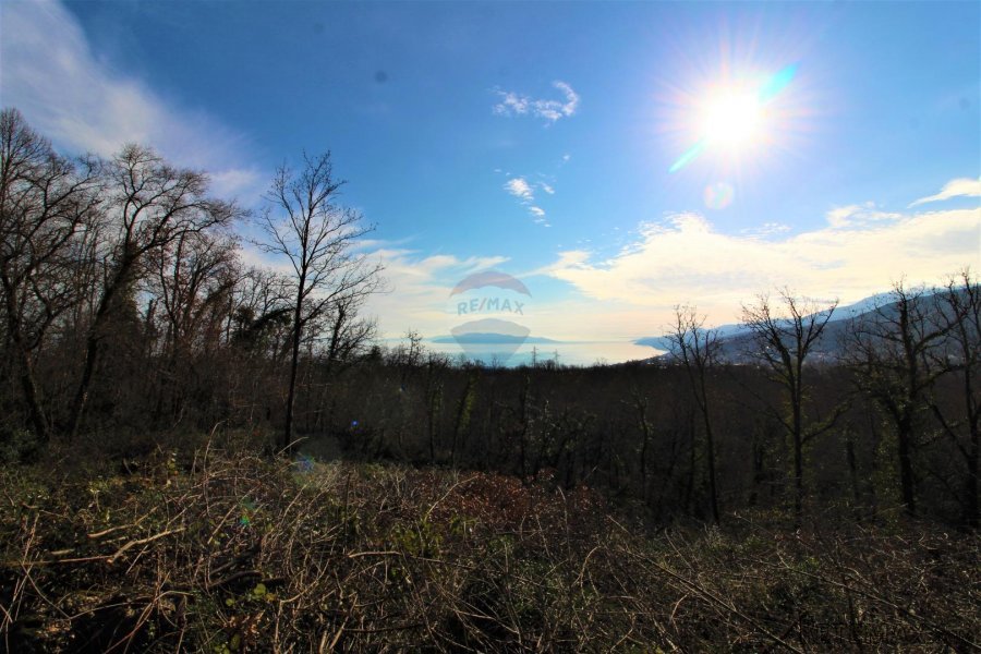Matulji- građevinsko zemljište 718 m2 sa pogledom na more - 2
