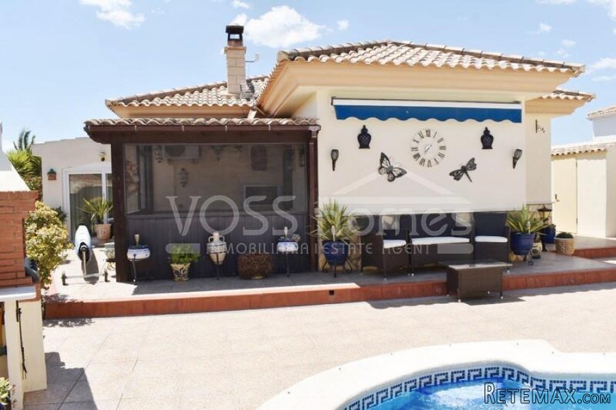 NEW & EXCLUSIVE LISTING TO VOSS HOMES - An Immaculately.. - 12