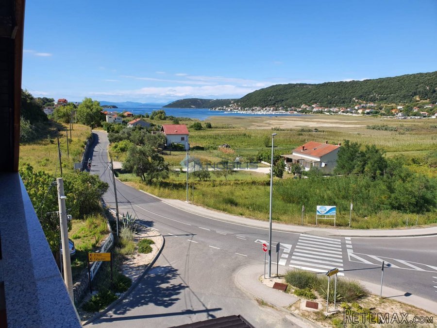 Supetarska Draga, restoran na atraktivnoj lokaciji - 12