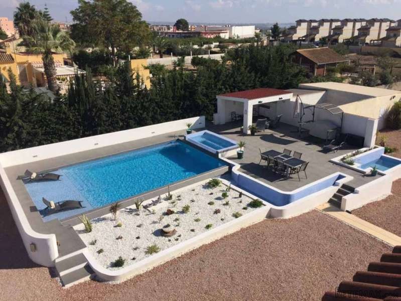 Beautiful Detached Villa In Los.. - 2