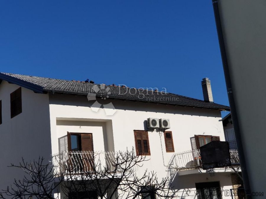 VODICE ATRAKTIVNA APARTMANSKA KUĆA BLIZ MORA - 4