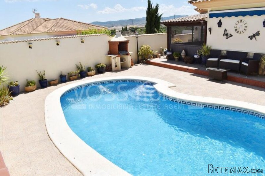 NEW & EXCLUSIVE LISTING TO VOSS HOMES - An Immaculately.. - 15