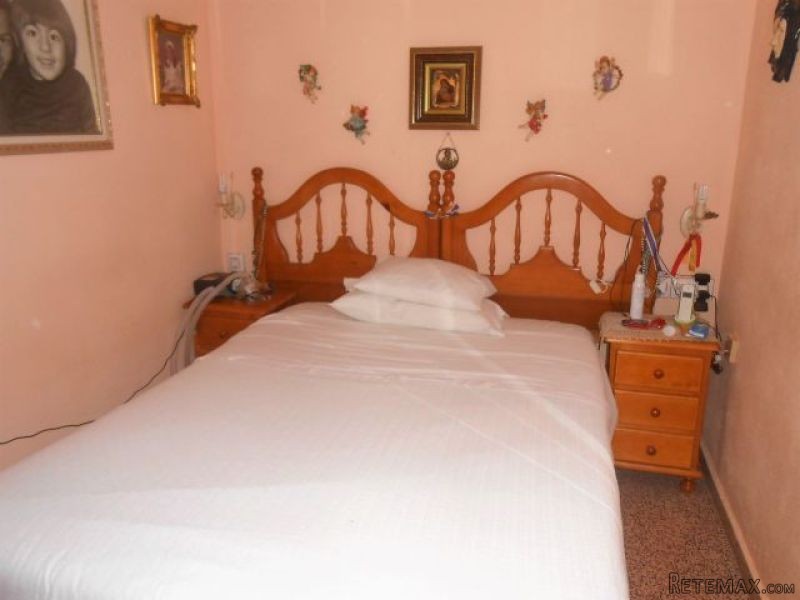 RS281, Spacious 1 bed apartment in.. - 2