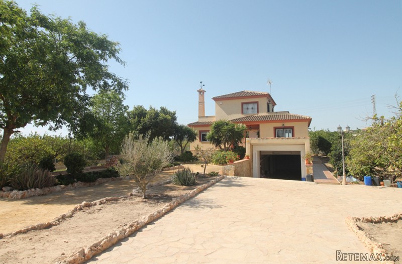 3 Bedrooms - Villa - Alicante - For Sale