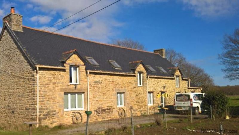Large Longere Style House - 2