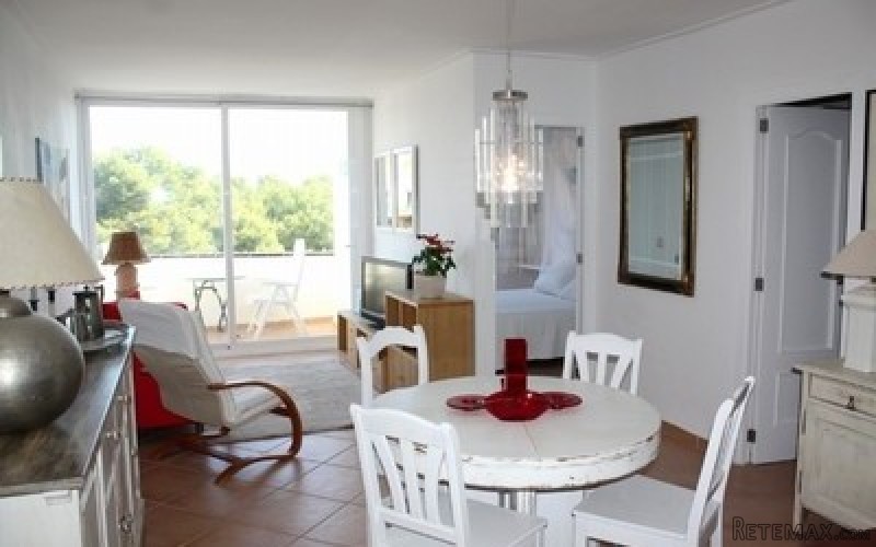 Lovely two bedroom apartment in Portals..