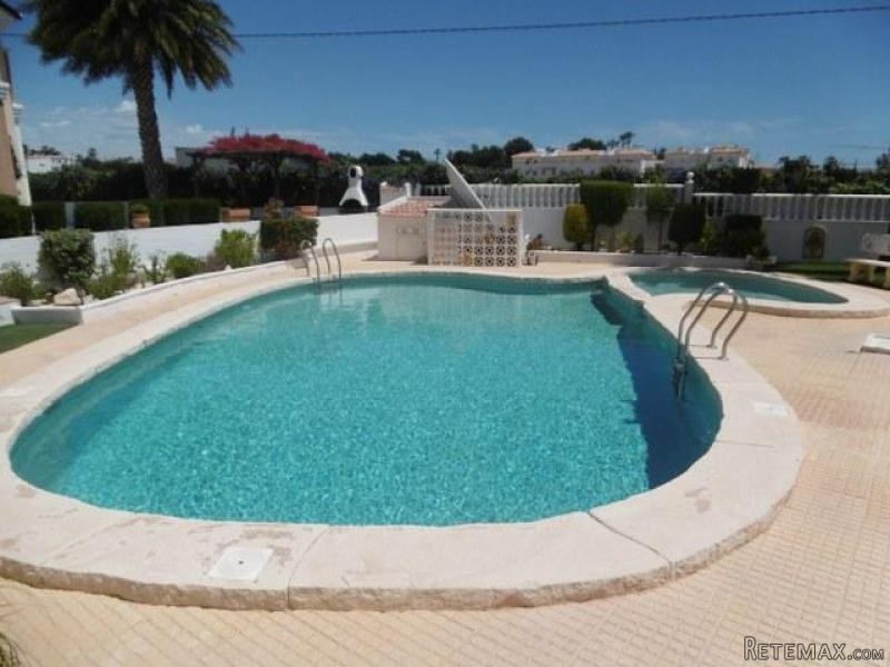 2 bed 2 bath top floor apartment with.. - 2