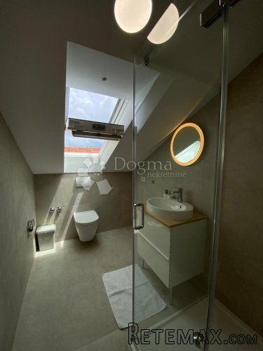 VODICE ATRAKTIVNA APARTMANSKA KUĆA BLIZ MORA - 8