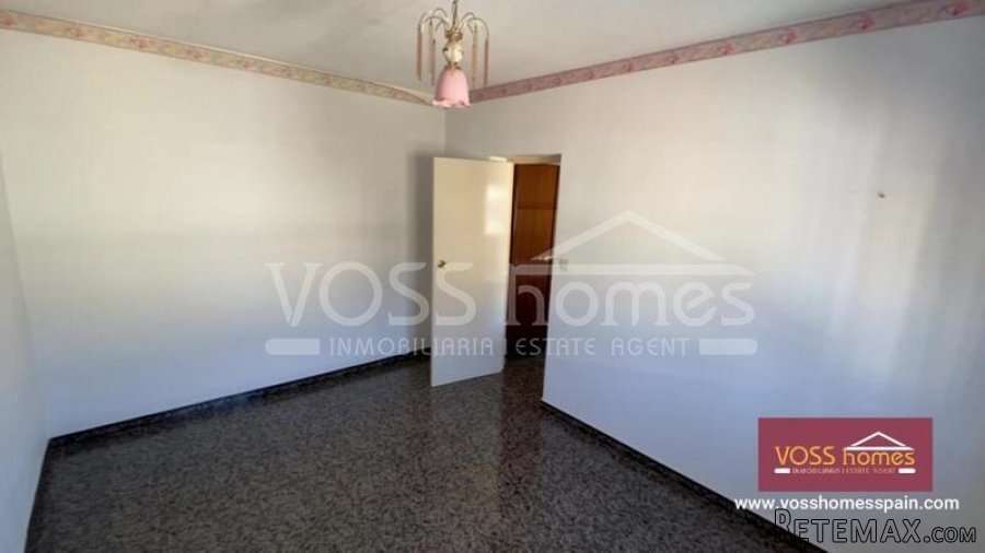 Light & airy, spacious 3 / 4 bed, 2 bath, 2 storey, part.. - 19