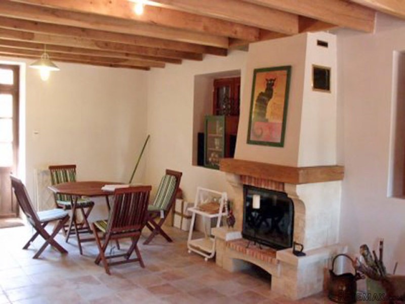3-Bedroomed Stone House For Sale Set In.. - 2