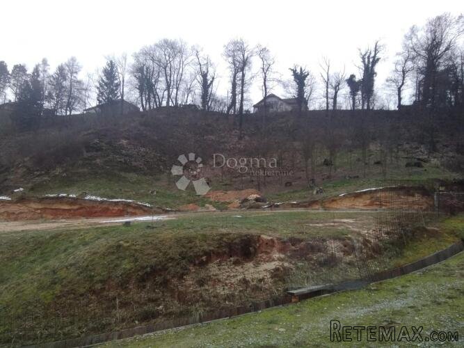 Atraktivno zemljište na prodaju - Karlovac na dlanu! - 2