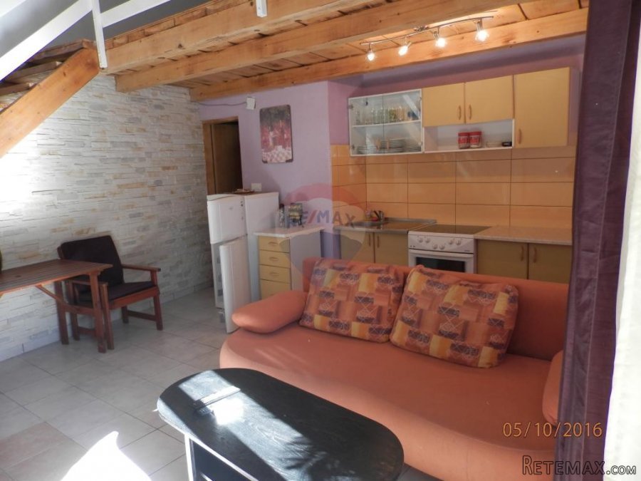 Otok Krk autohtona adaptirana kuća sa apartmanima - 2