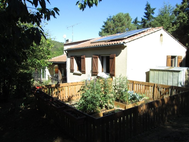 4 Bedrooms - Villa -..