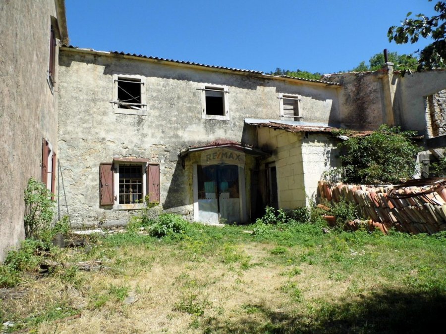 Istra, Ćićarija, kompleks kamenih kuća - pogodno za turizam - 3