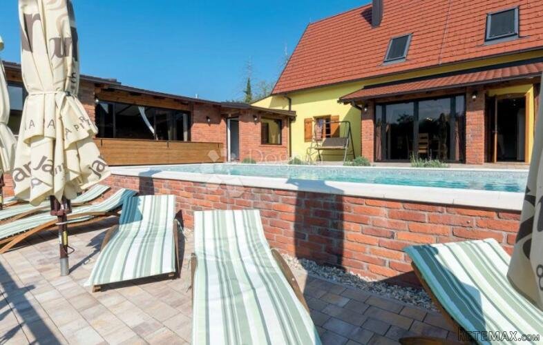 Luksuzna Kuća za Odmor s 4* Udobnostima - Kutina, Idealna In - 3