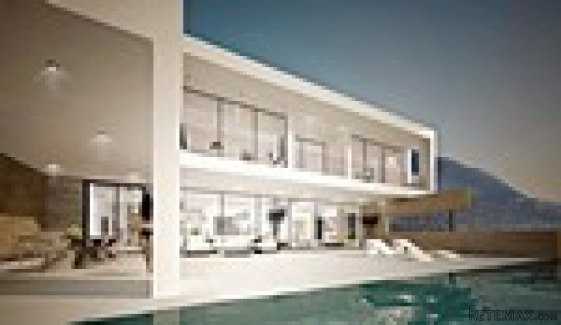 4 Bedrooms - Villa - Malaga - For Sale