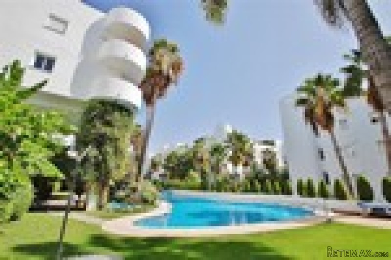 Apartment For Sale In Golden Mile..