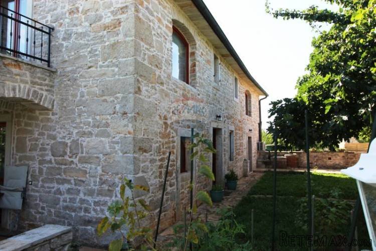 Istra, Marčana, Peruški, dvije uređene kamene kuće sa... - 4
