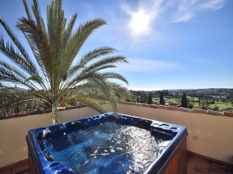 Immaculate 6 Bedroom Villa For Sale.. - 2
