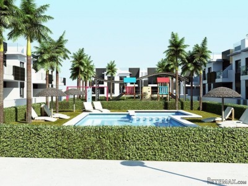 2 bedroom, 2 bathroom Apartment, (build..