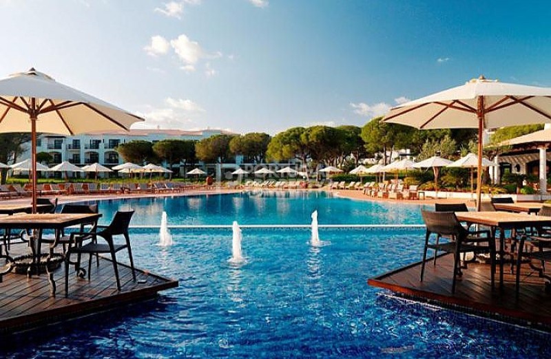 Superb 2 Bedroom Apartments on a 5*..