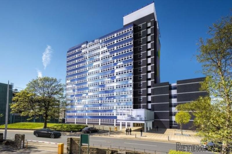 2 Bed Flat For Sale Just Added