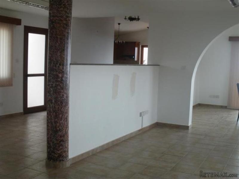 Three Bedroom Penthouse For Rent.. - 2