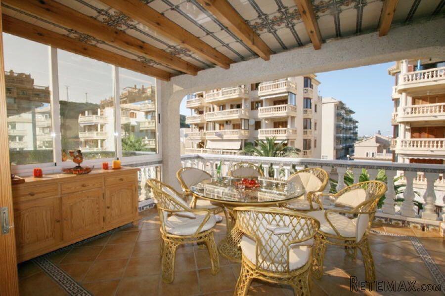 Apartamento grande y hermoso de 2 niveles en el 3er y 4to..