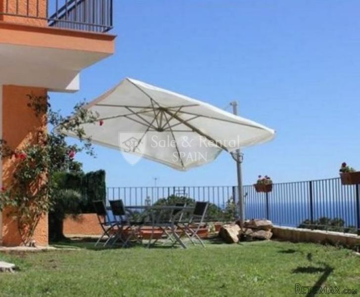 Beautiful House With Magnificent Sea.. - 2