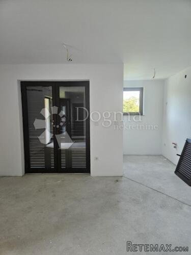Kras - dvojna kuća na mirnoj lokaciji - 2