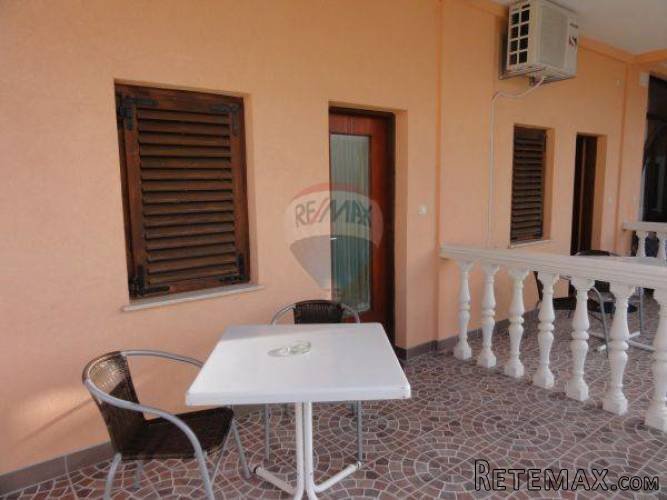 Istra, Medulin- Apartmanska kuća 150m od mora - 3