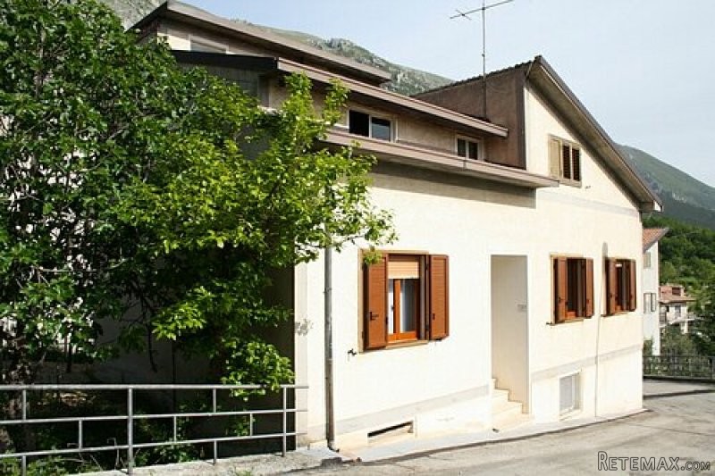 Wonderful property in the center of.. - 2