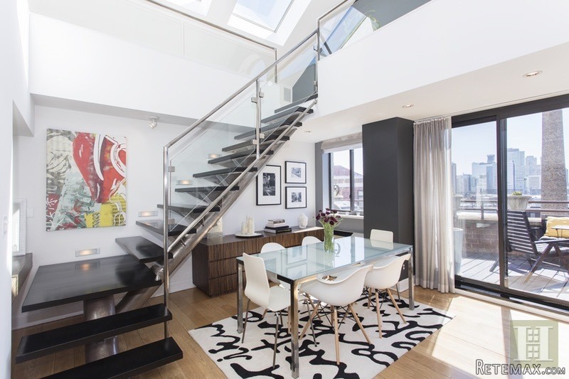 4 bedroom PentHouse For Sale: 300.. - 2