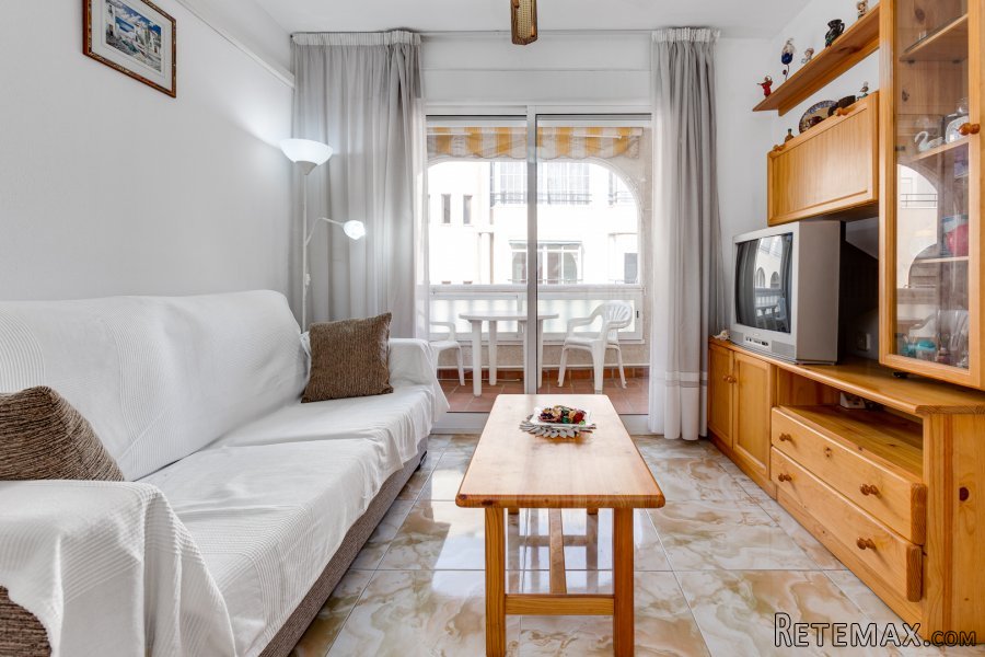 Apartamento en primera planta. Consta de 2 habitaciones, 1.. - 4