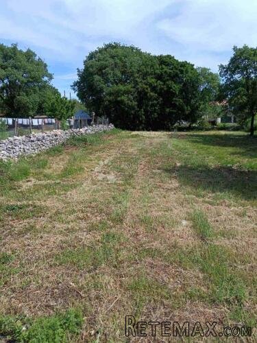 Manjadvorci – građevinsko zemljište 1200 m² s potencijalom g