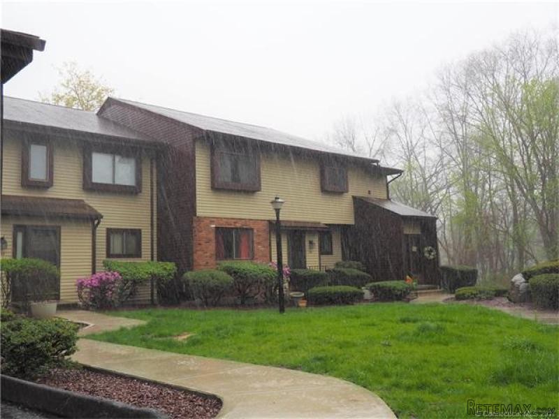2 Bedrooms - Ranch - CT - For Sale - 2