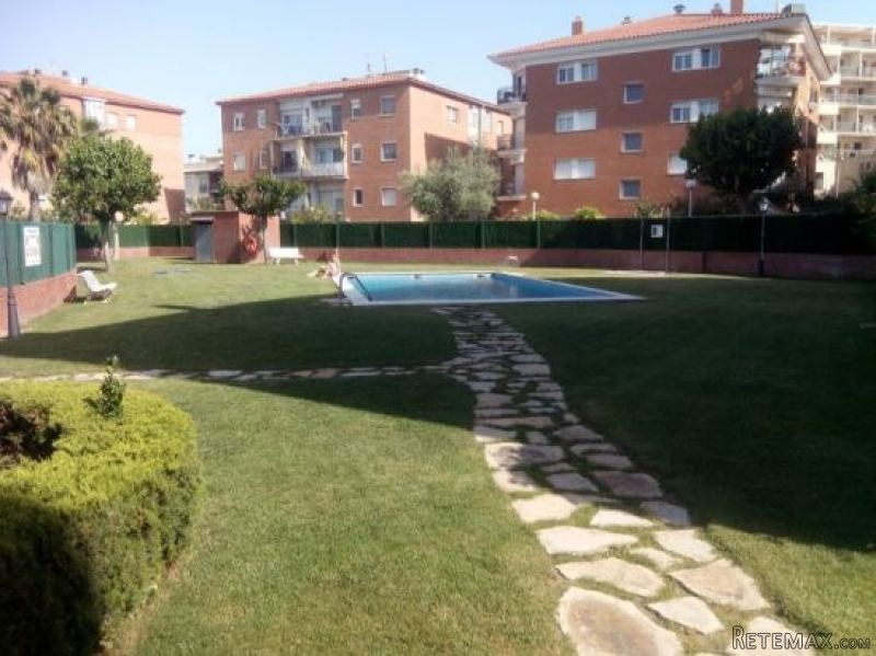 Apartment With Swimming Pool And..