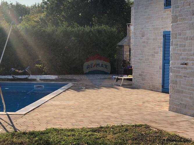 Istra, Umag, lijepa kamena kuća sa bazenom - 8