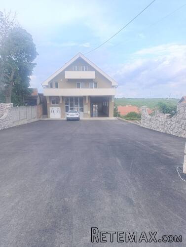 Izdaje se lokal u Kaludjerici - 9