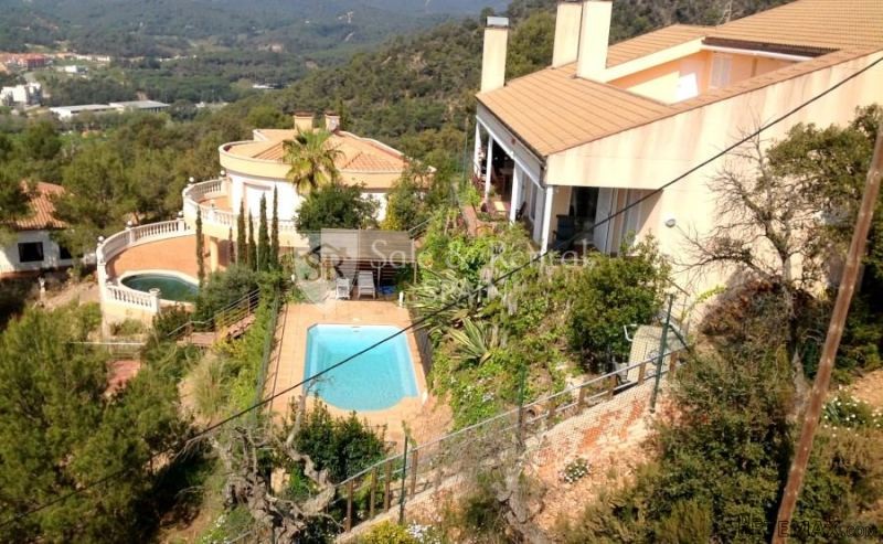 Fantastic House With Beautiful Views To..