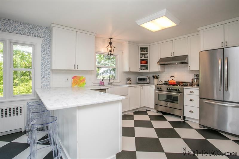 3 bedroom House For Sale: 35 Edgewood.. - 2