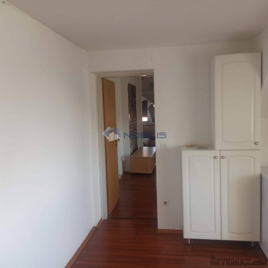 Zagreb, Trg Žrtava Fašizma, 65 m2, investicija - 3