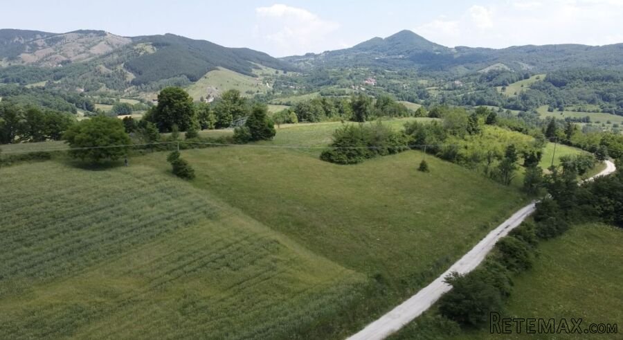 Plac na Divcibarama-selo Rosici - 4