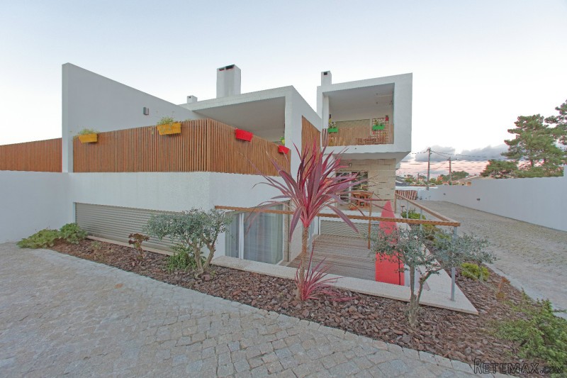 Semi-detached house T6+1