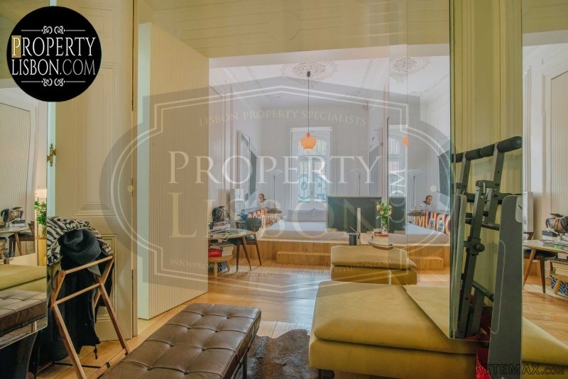 T3+1 Lisbon Apartment for Sale, Anjos
