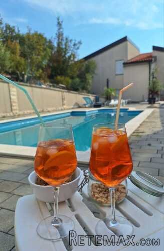 Selce, apartman sa bazenom