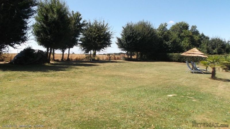 Superb 5 Bedroomed Property With A.. - 2