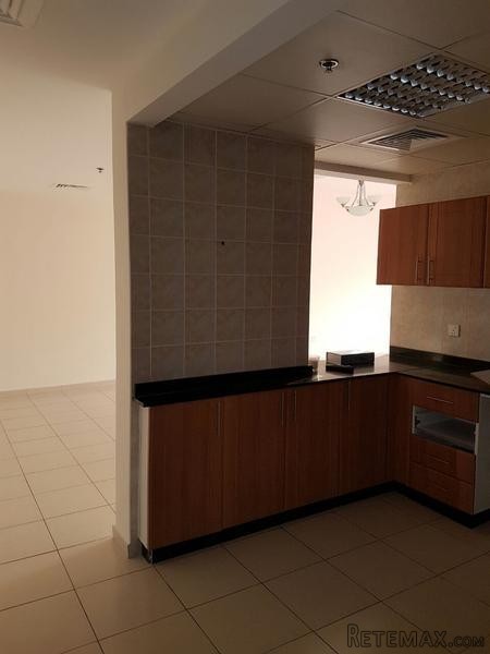 Big and Spacious Studio in Mulberry, JVC - 2