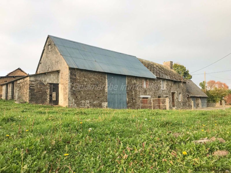 Old Stone House To Renovate Its Garden..